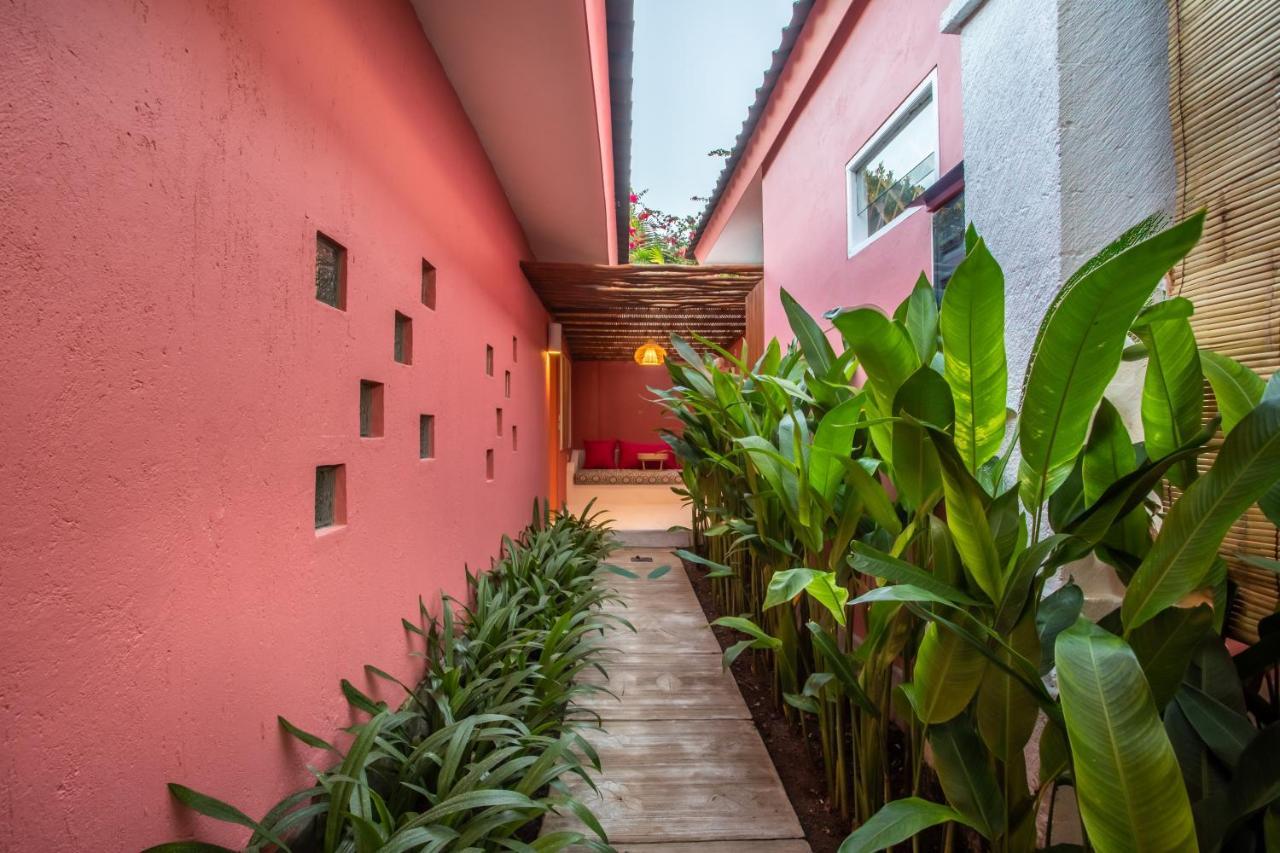مبيت وإفطار Pinkprivate Sanur - For Cool Adults Only المظهر الخارجي الصورة